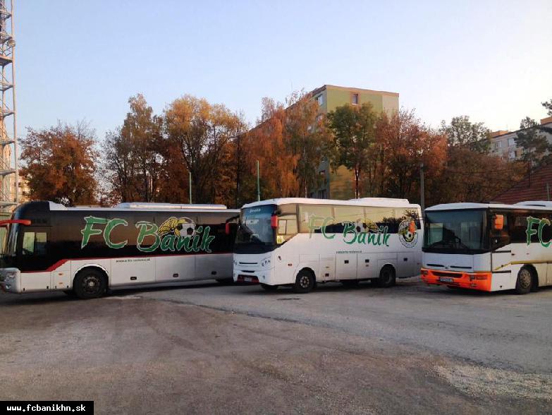 AUTOBUSY FC BANÍK HN