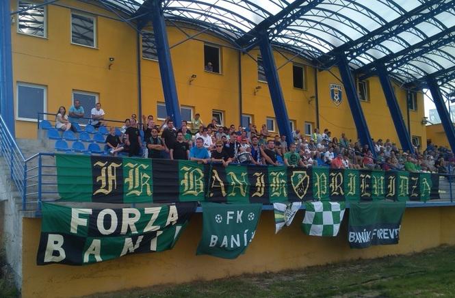 Najskalnejší priaznivci „odpálili“ sezónu v Kanianke