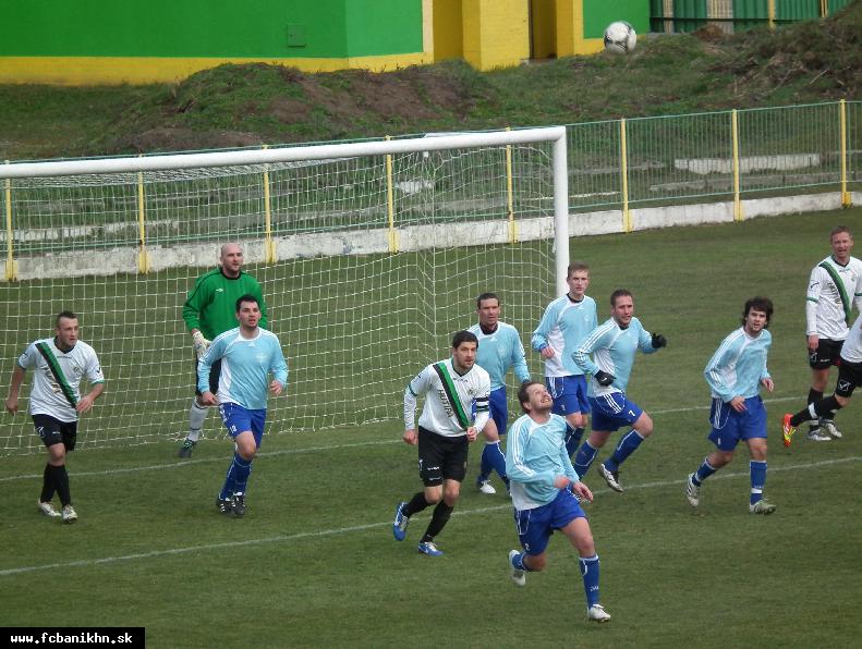 FC Baník HN zvýšil náskok