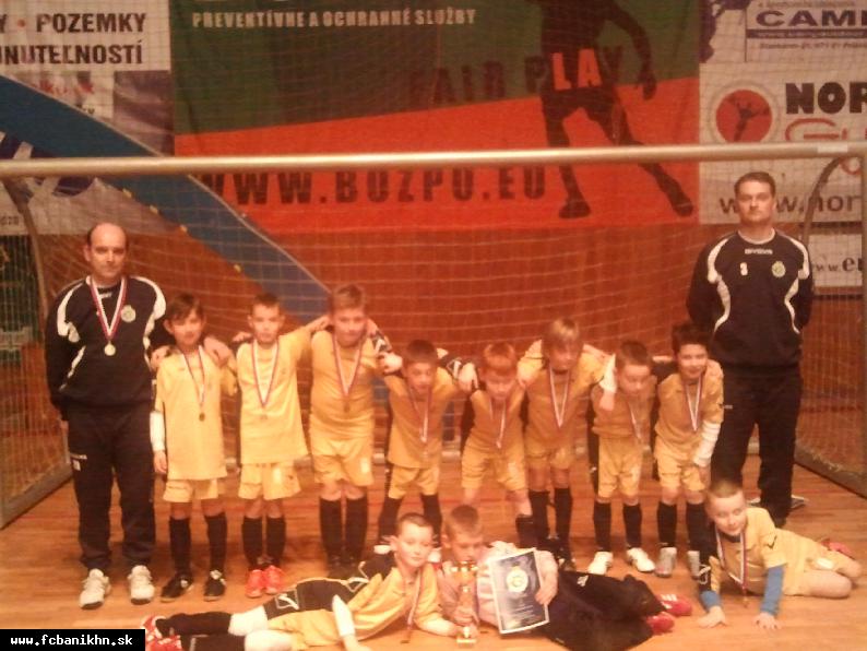 HALOVÝ TURNAJ PRÍPRAVIEK U 10