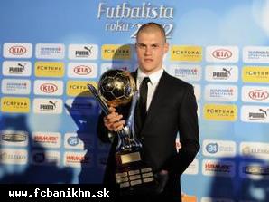 Najlepším futbalistom Slovenska opäť Škrtel, získal rekordný štvrtý triumf