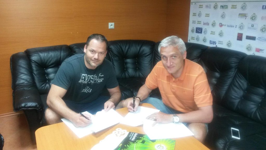 FC BANÍK HN PRIEVIDZA & HANDLOVÁ V DRESOCH ADIDAS